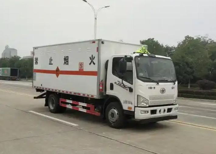 泸水爆破器材运输车可以上高速吗？